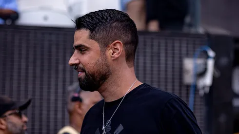 Corinthians prepara anúncio de Coronado, Matheuzinho e mais um defensor para António Oliveira. Foto: Leonardo Lima/AGIF