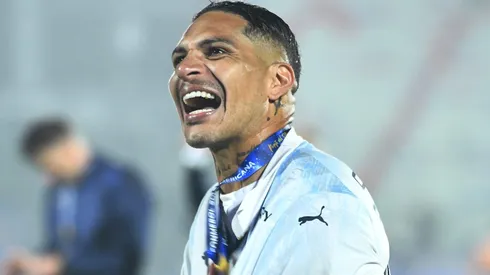 Reviravolta acontece e clube brasileiro pode ter caminho livre para anunciar Guerrero. (Photo by Marcelo Endelli/Getty Images)