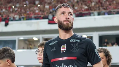 Léo Pereira está na mira de Dorival. Foto: Fernando Torres/AGIF