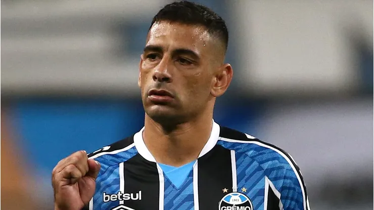 Diego Souza of Gremio (Photo by Diego Vara - Pool/Getty Images)