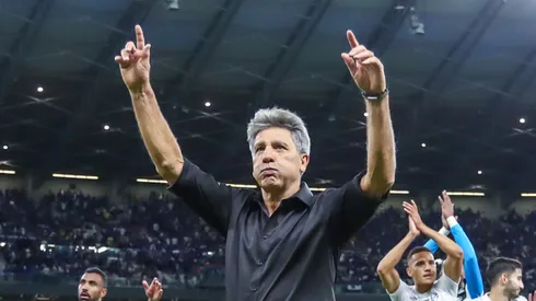 Renato Portaluppi vibrou com contratação do Grêmio (Foto: Lucas Uebel/Grêmio/Divulgação)