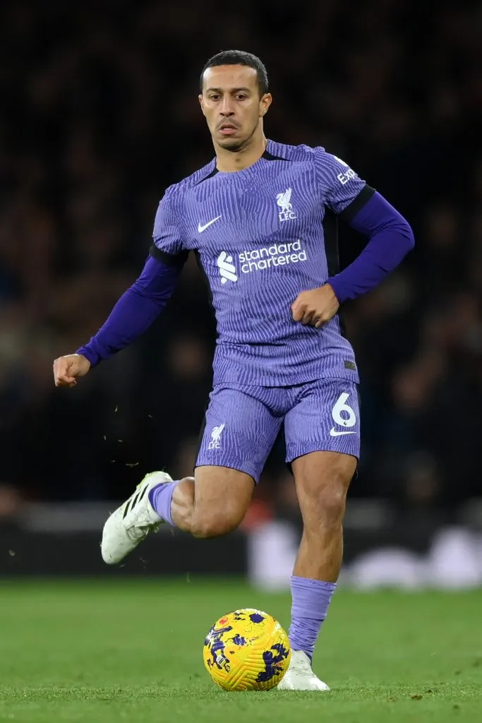 Thiago Alcântara em ação pelo Liverpool. Foto: Justin Setterfield/Getty Images