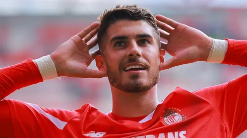 Torcida do Corinthians age de forma injusta ao criticar Pedro Raul (Photo by Hector Vivas/Getty Images)