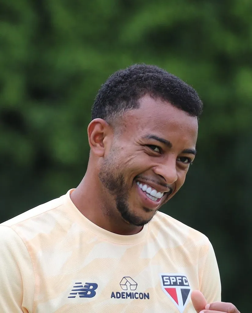 Welington interessa ao Botafogo. Foto: Divulgação/Twitter SPFC