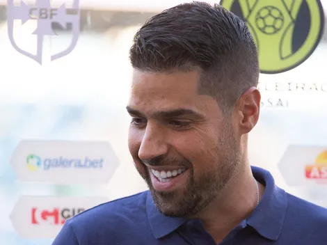 R$ 1,5 milhão mensais: Corinthians se aproxima do 1º reforço da era Antônio Oliveira