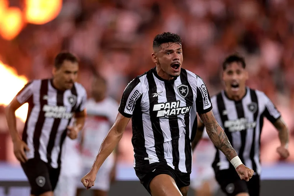 Tiquinho em ação pelo Botafogo (Photo by Buda Mendes/Getty Images)