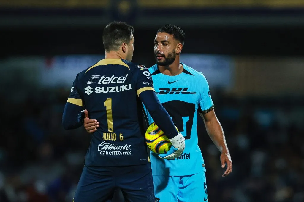  Nathan Silva (R) do Pumas. alvo do Corinthians  (Foto: Manuel Velasquez/Getty Images)