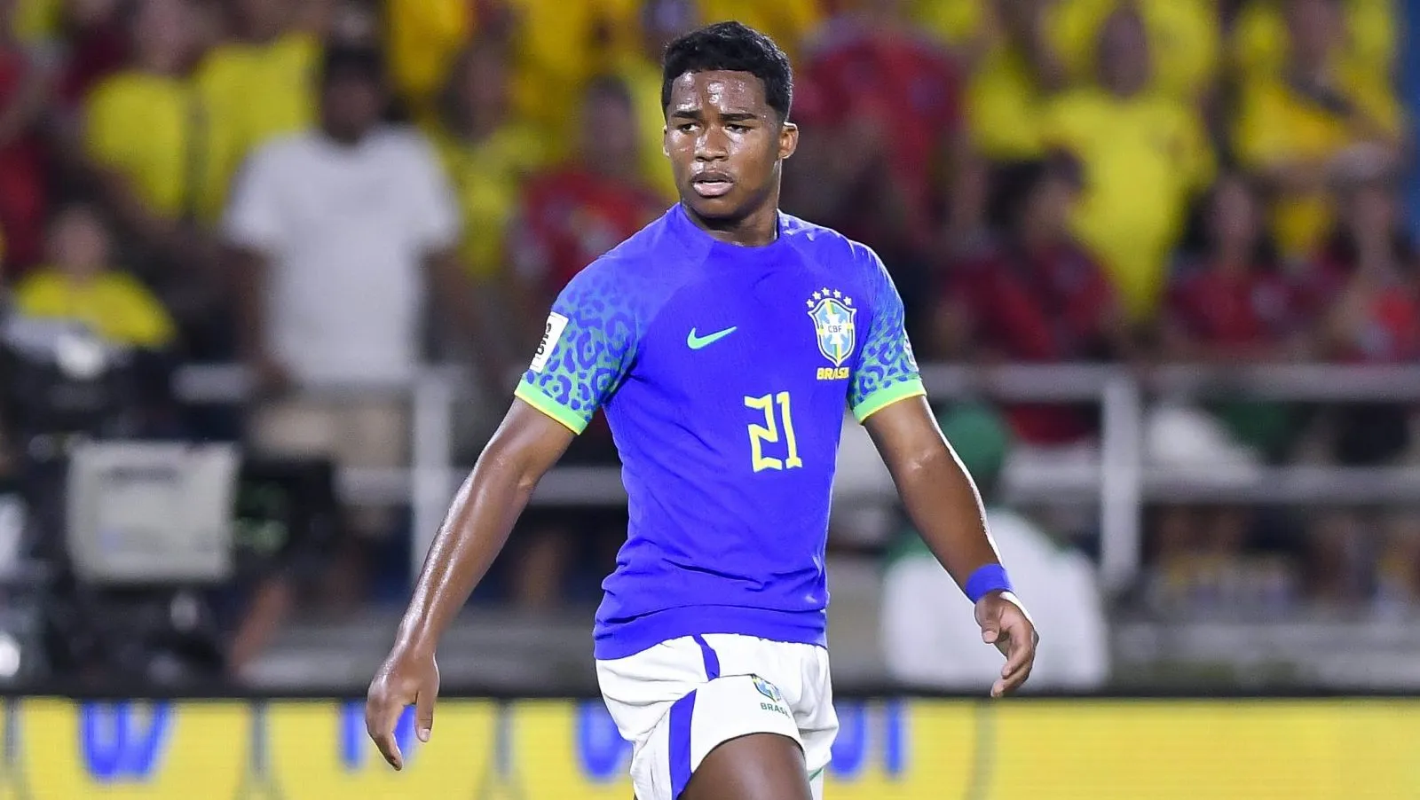 Endrick é esperança na Seleção Brasileira. Foto: Gabriel Aponte/Getty Images