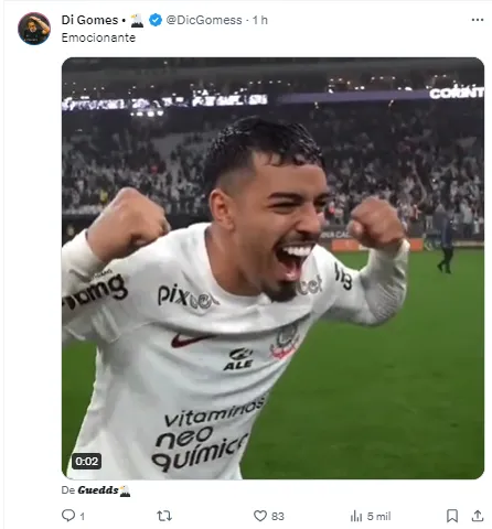 Torcida do Corinthians comemora registro de Garro no BID 