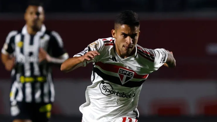 Rodrigo Nestor: jovem deixou recado para torcida do São Paulo (Foto: Rubens Chiri / saopaulofc.net / Divulgação)