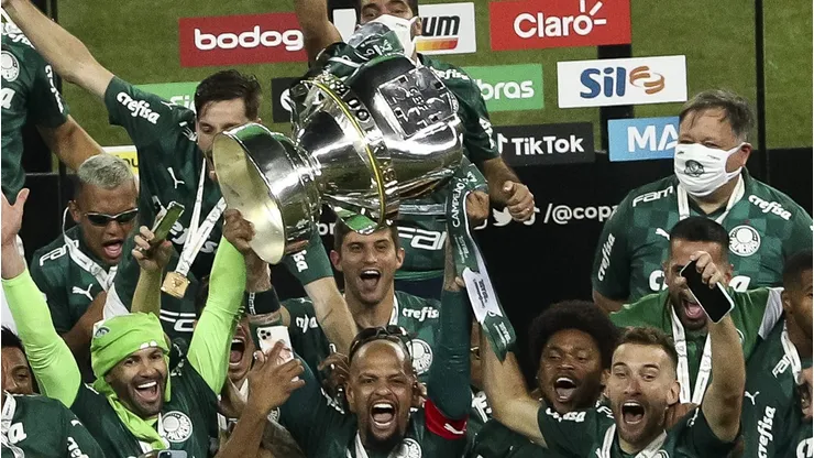 Atualizado: Os times do futebol brasileiro com mais títulos nacionais. (Photo by Buda Mendes/Getty Images)