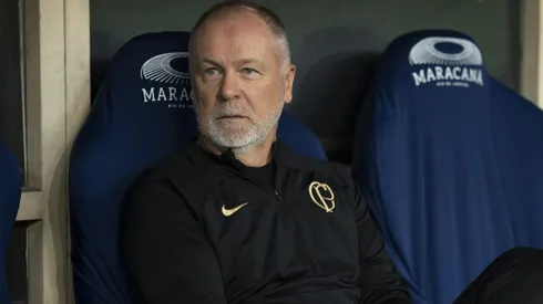 Corinthians: Badalado treinador europeu se oferece para substituir Mano no Timão. Foto: Jorge Rodrigues/AGIF