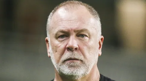 Corinthians acerta com técnico inesperado após demissão de Mano. Foto: Gabriel Machado/AGIF