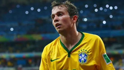 Bernard, ex-Atlético Mineiro, encerra rumores e confirma de uma vez onde vai jogar. (Photo by Robert Cianflone/Getty Images)