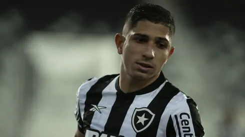 Botafogo investiu pesado na janela. Foto: Jorge Rodrigues/AGIF