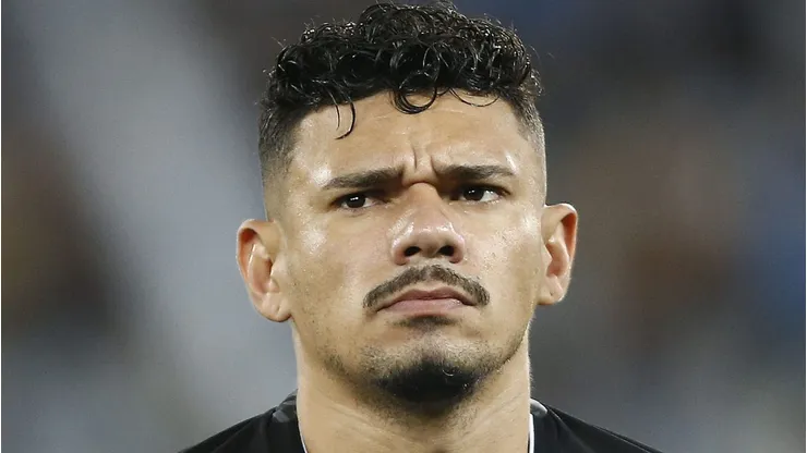 Campeão brasileiro vai com tudo para tirar Tiquinho Soares do Botafogo (Photo by Wagner Meier/Getty Images)