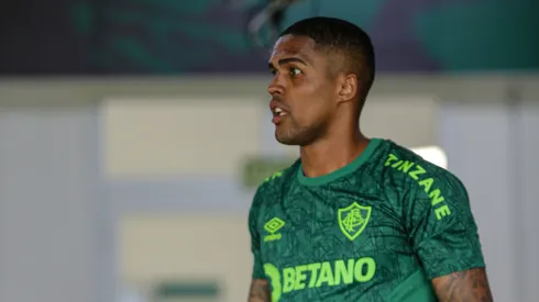 Douglas Costa: reforço do Fluminense para 2024 (Foto: Lucas Merçon/Fluminense/Divulgação)