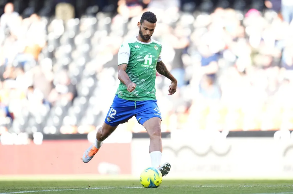 Atacante no duelo diante do Valencia (Photo by Aitor Alcalde/Getty Images)