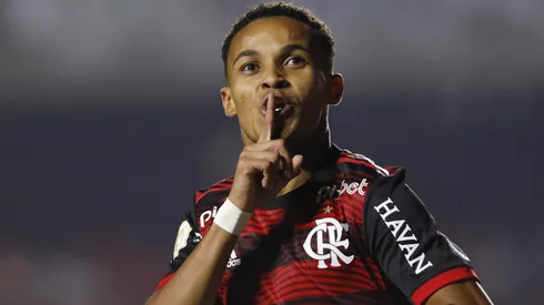 (Photo by Ricardo Moreira/Getty Images)