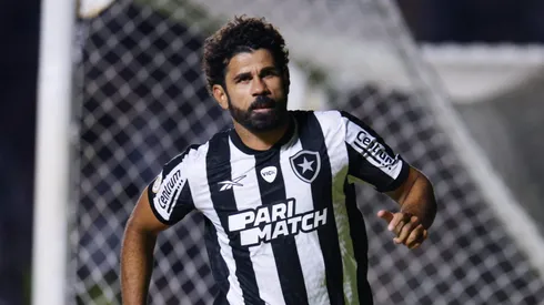 Diego Costa topa jogar em rival do Palmeiras e encaminha acordo com novo clube. (Photo by Lucas Figueiredo/Getty Images)