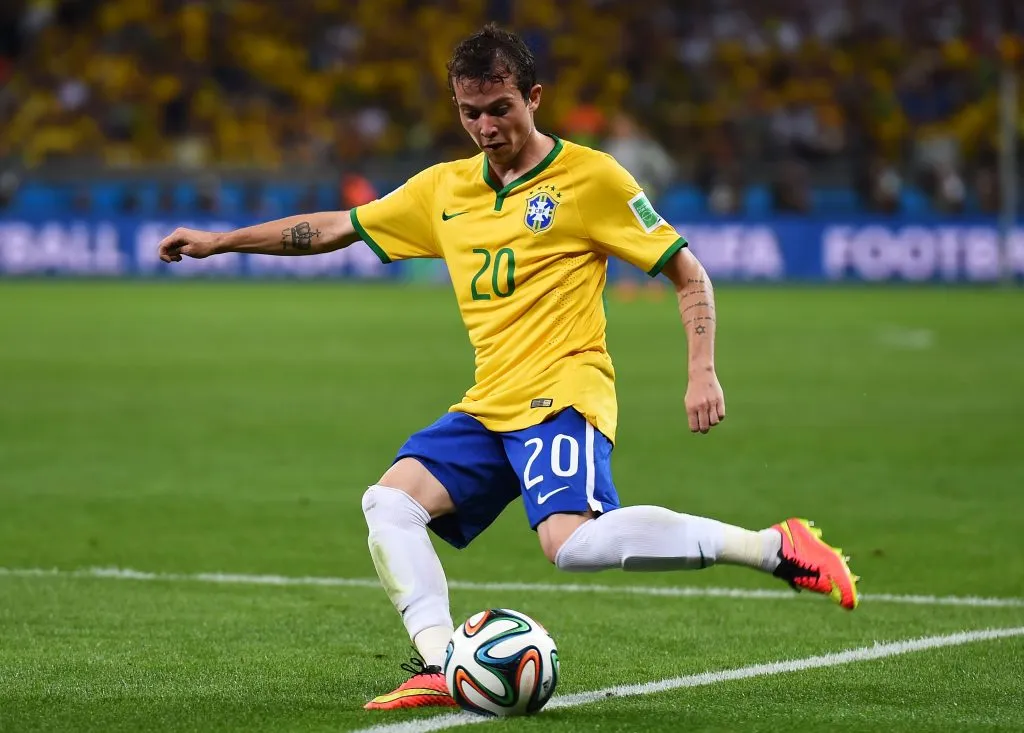 Atacante em ação pela Seleção (Photo by Buda Mendes/Getty Images)