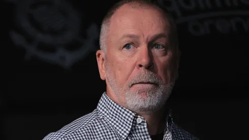 Mano Menezes tecnico do Corinthians durante partida contra o Sao Paulo no estadio Arena Corinthians pelo campeonato Paulista 2024. Foto: Ettore Chiereguini/AGIF