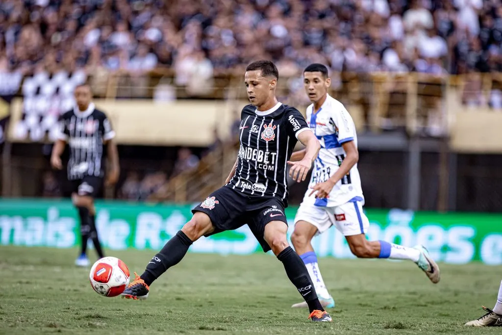 Cruzeiro é um dos interessados no meia. Foto: Leonardo Lima/AGIF