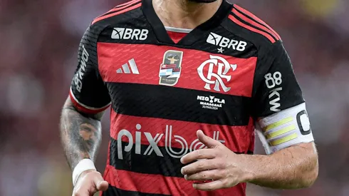 Acordo de R$ 100 milhões Flamengo recebe contato para trocar a Adidas de última hora. Foto: Thiago Ribeiro/AGIF