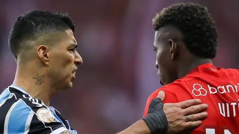 Torcida do Grêmio aponta os três times que mais detesta no futebol brasileiro. (Photo by Lucas Uebel/Getty Images). (Photo by Pedro H. Tesch/Getty Images)