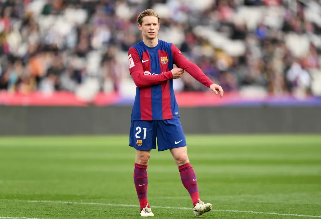 Barça considera vender De Jong. (Photo by David Ramos/Getty Images)