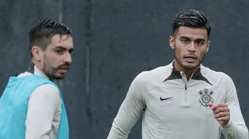 Igor Coronado e Fausto Vera lado a lado no Corinthians. Foto: Rodrigo Coca/Ag. Corinthians