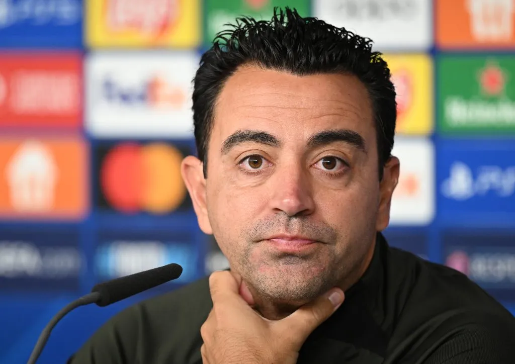 Agora treinador, Xavi recolocou o Barça nas quartas de final (Foto: Stuart Franklin/Getty Images)