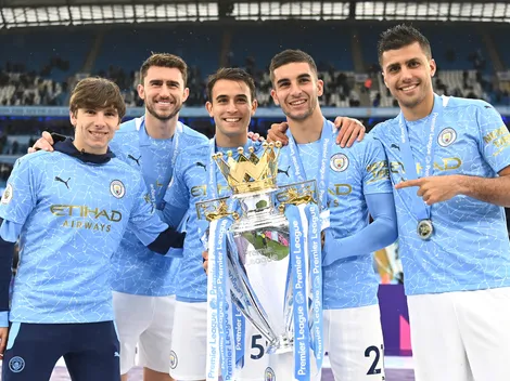 Ex-Manchester City, zagueiro pede chance no Barcelona