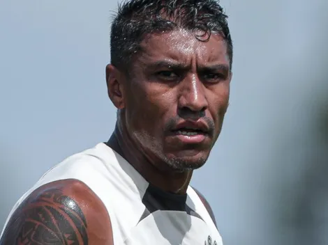 Assunto sobre futuro de Paulinho vem à tona no Corinthians e volante se manifesta