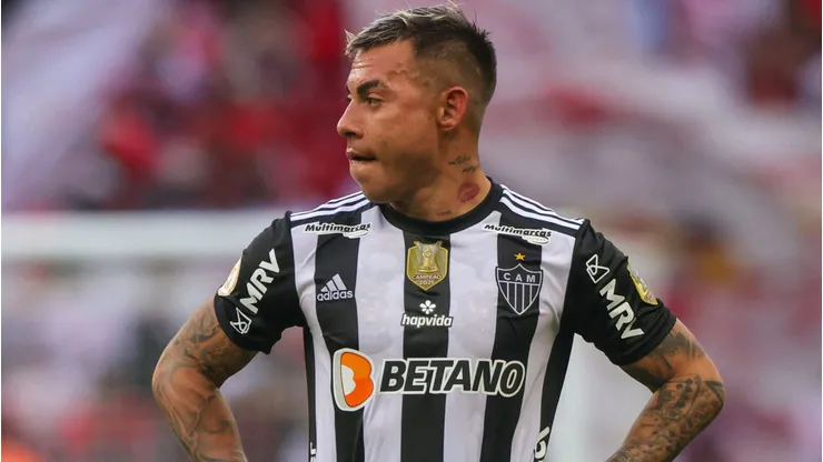 O que esperar de Eduardo Vargas, possível novo reforço do Flamengo (Photo by Silvio Avila/Getty Images)