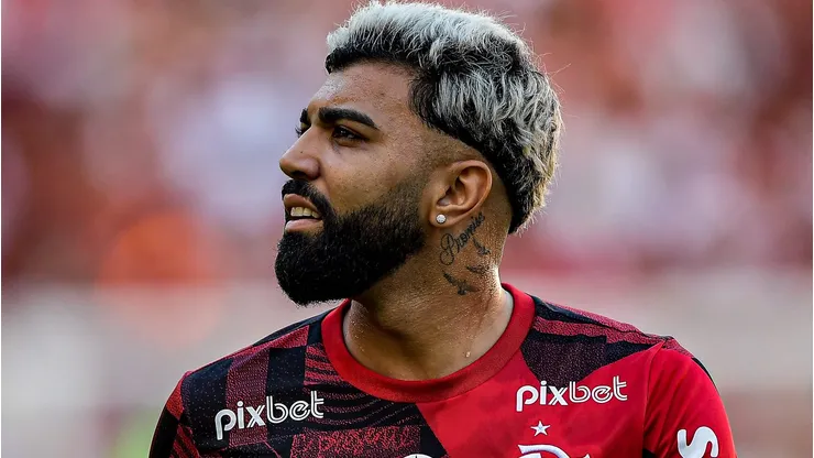 Flamengo ainda não partiu para nenhuma negociação para centroavante mesmo com suspensão de Gabigol. Foto: Thiago Ribeiro/AGIF