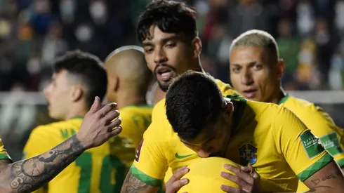 Manchester City topa pagar R$ 535 milhões para fechar com Bruno Guimarães, da Seleção Brasileira. (Photo by Javier Mamani/Getty Images)