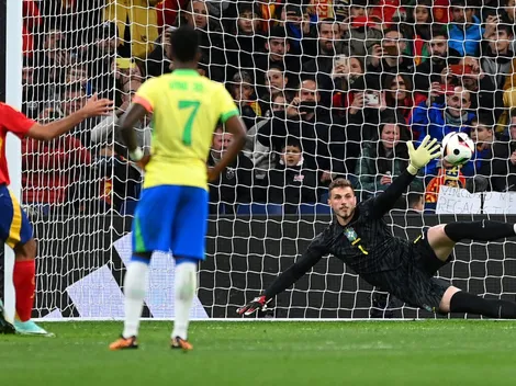 Torcida brasileira detona a arbitragem após dois pênaltis marcados a favor da Espanha