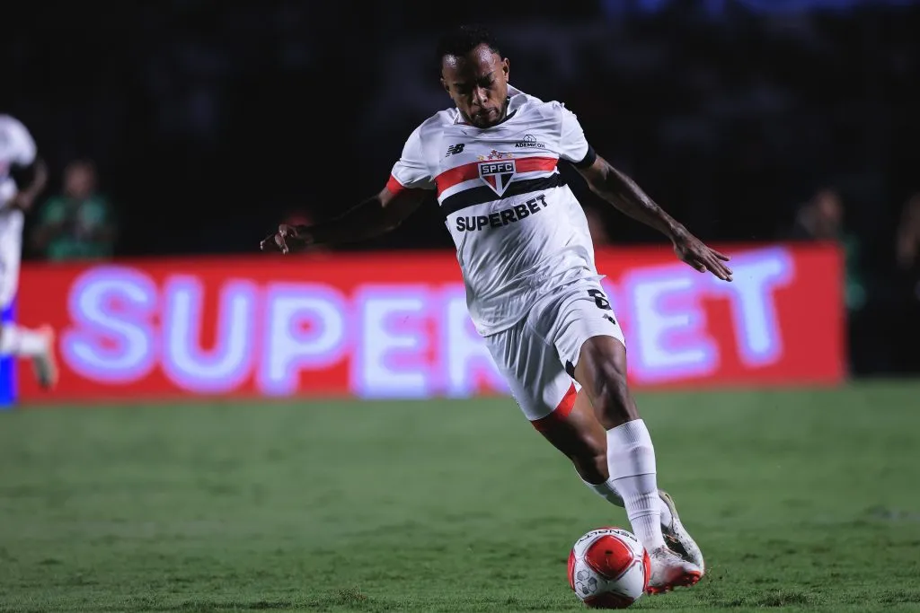 Grêmio tem interesse em Welington. Foto: Ettore Chiereguini/AGIF