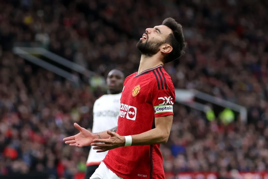 Fernandes em ação pelo Manchester United. (Photo by Clive Brunskill/Getty Images)