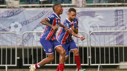 BA - SALVADOR - 20/03/2024 - COPA DO NORDESTE 2024, BAHIA X VITORIA - Jean Lucas jogador do Bahia comemora seu gol com Caio Alexandre jogador da sua equipe durante partida contra o Vitoria no estadio Arena Fonte Nova pelo campeonato Copa Do Nordeste 2024. (Foto: Renan Oliveira/AGIF)