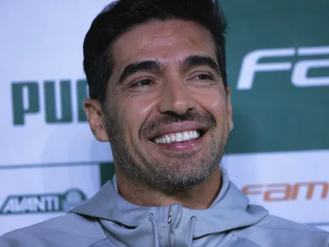 Abel Ferreira aprova contratação de atacante avaliado em R$ 91 milhões no Palmeiras