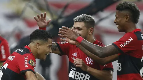 Manchester United pode fechar com João Gomes, revelado pelo Flamengo (Photo by Wagner Meier/Getty Images)