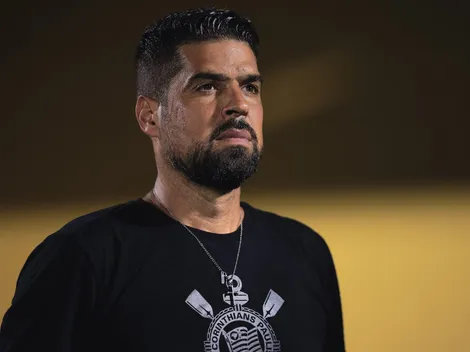 Clube do Brasileirão faz sondagem para tirar António Oliveira do Corinthians
