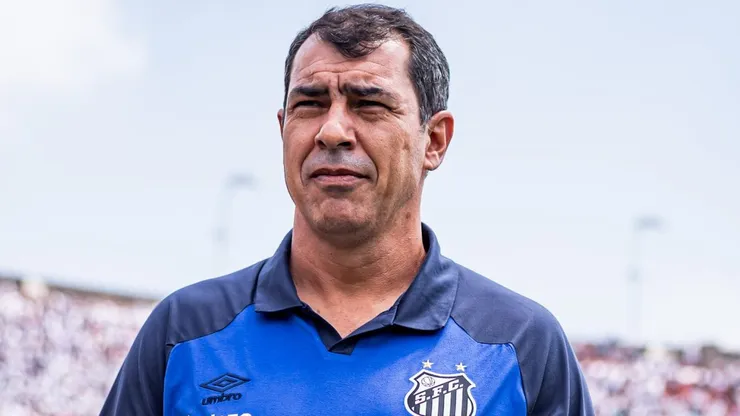 Fábio Carille quer jogador do Nova Iguaçu. Foto: Abner Dourado/AGIF