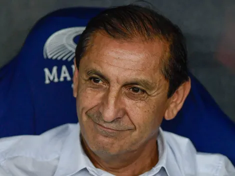 Atacante recebe sondagens para deixar o Vasco e Ramón Díaz toma decisão