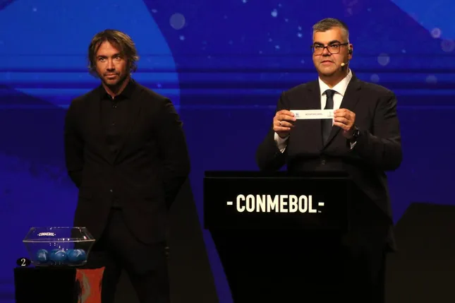 Botafogo no sorteio da CONMEBOL. (Photo by Christian Alvarenga/Getty Images)