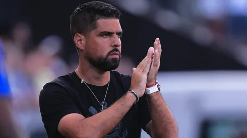 Corinthians de António Oliveira vai fazer mais 2 contrataões para o meio campo. Foto: Ettore Chiereguini/AGIF