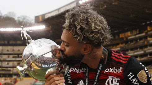 Gabigol recebe 6x mais do que toda a falha salarial do Nova Iguaçu. Foto: Buda Mendes/Getty Images