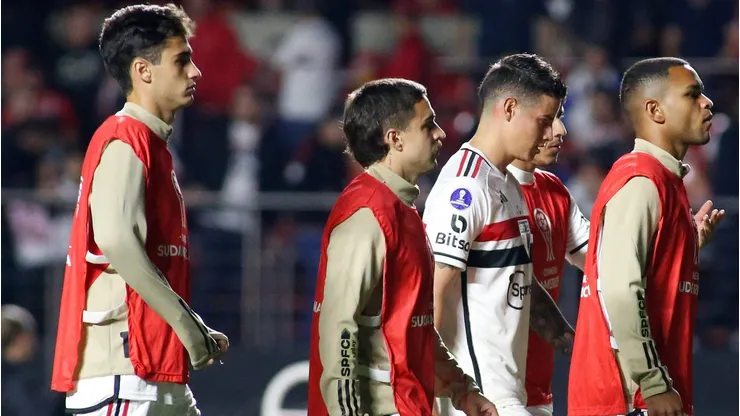 James Rodríguez (C) of Sao Paulo. (Photo by Miguel Schincariol/Getty Images)